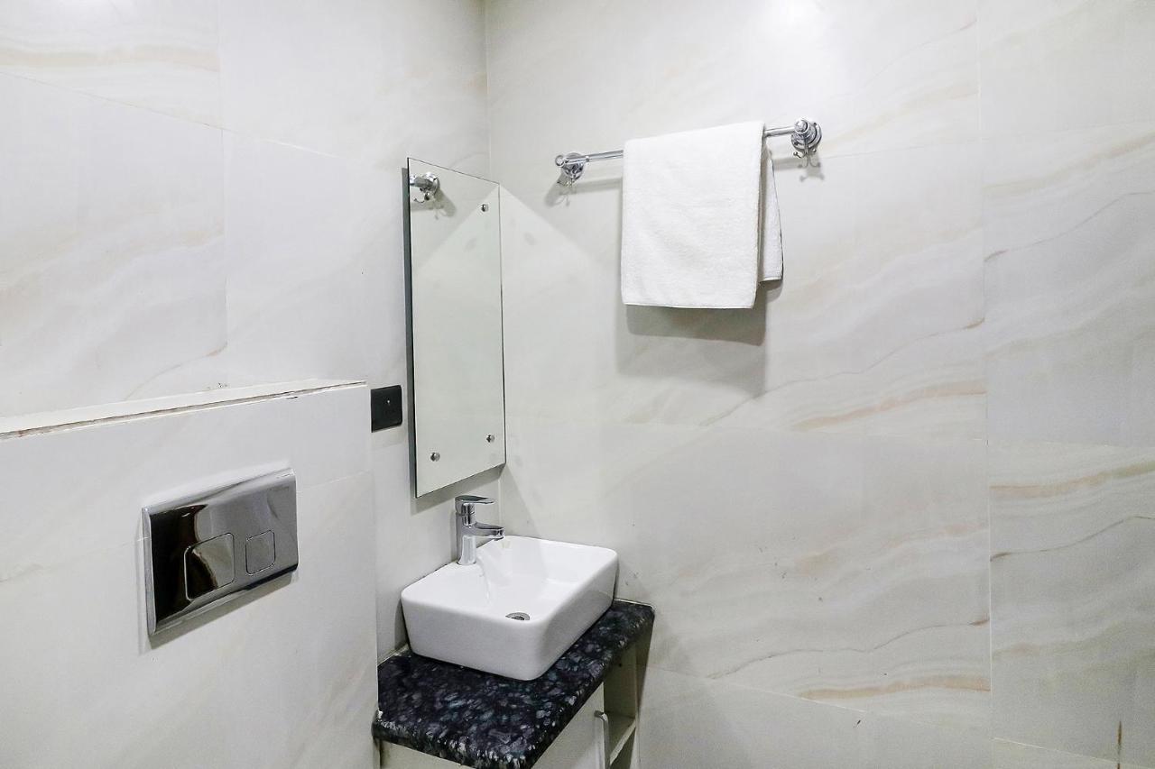 Fabhotel Kiara The Private Suites Гургаон Экстерьер фото